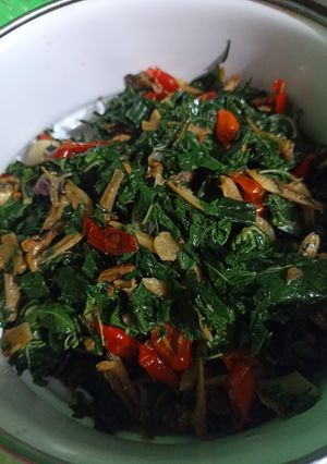 Foto resep Tumis daun singkong teri