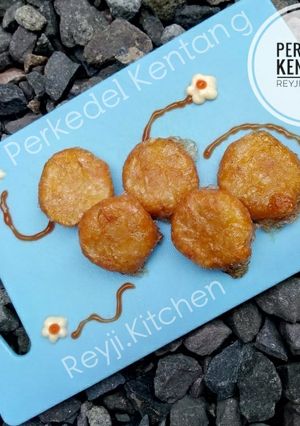 Foto resep Perkedel kentang simpel dan bagian luar yg kriuk