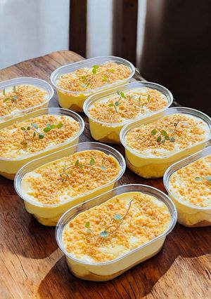Hình của món Gato kem trứng cốt dừa.