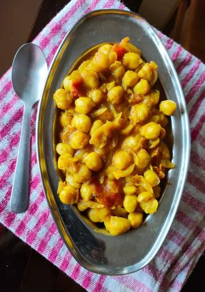 কাবলী ছোলা (kbuli chola recipe in Bengali) রেসিপির প্রধান ছবি
