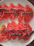 Anchoas con Tomate
