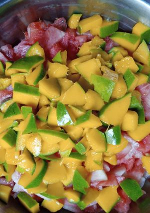 A picture of Fruit salad.