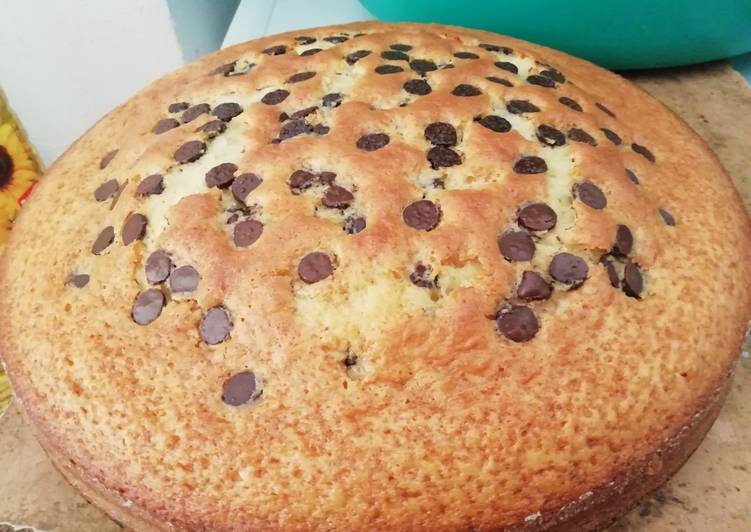 Bizcocho de yogurt con pepitas de chocolate