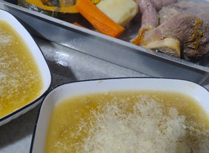 Una foto de 21/07📅 🥩🌽Puchero🌽🥩