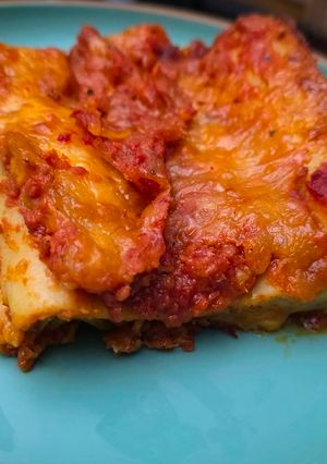 A picture of Beef lasagna.