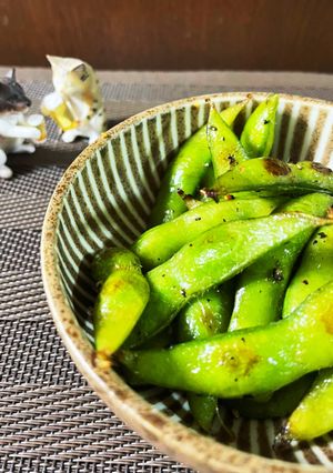 A picture of Garlic Butter Sautéed Edamame.