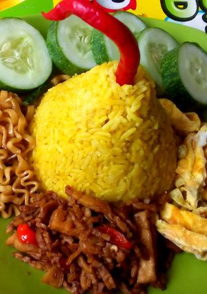 Foto resep Nasi kuning "magic com"