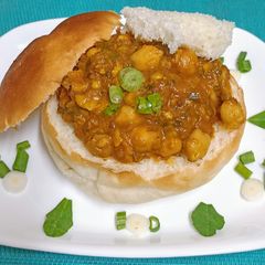 A picture of Durban Bunny Chow In A New Avatar.
