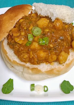 A picture of Durban Bunny Chow In A New Avatar.