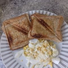 A picture of Toasted bread and egg mayo.