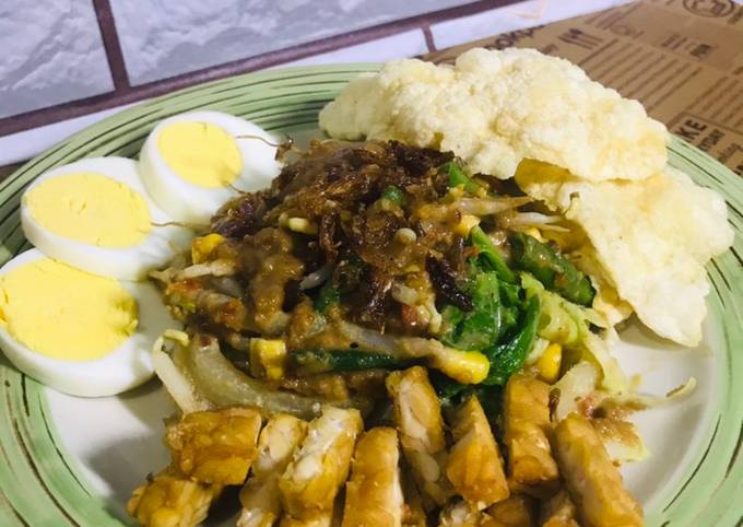 Gado-gado simpel & praktis