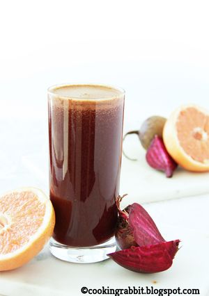 A picture of Detox juice.
