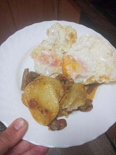 Una foto de Huevos fritos de aprovechamiento