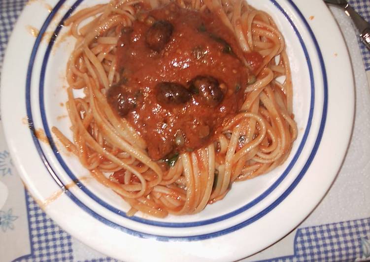 Linguine con capperi e acciughe