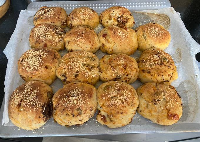Moist Olive and SunDried Tomato Buns