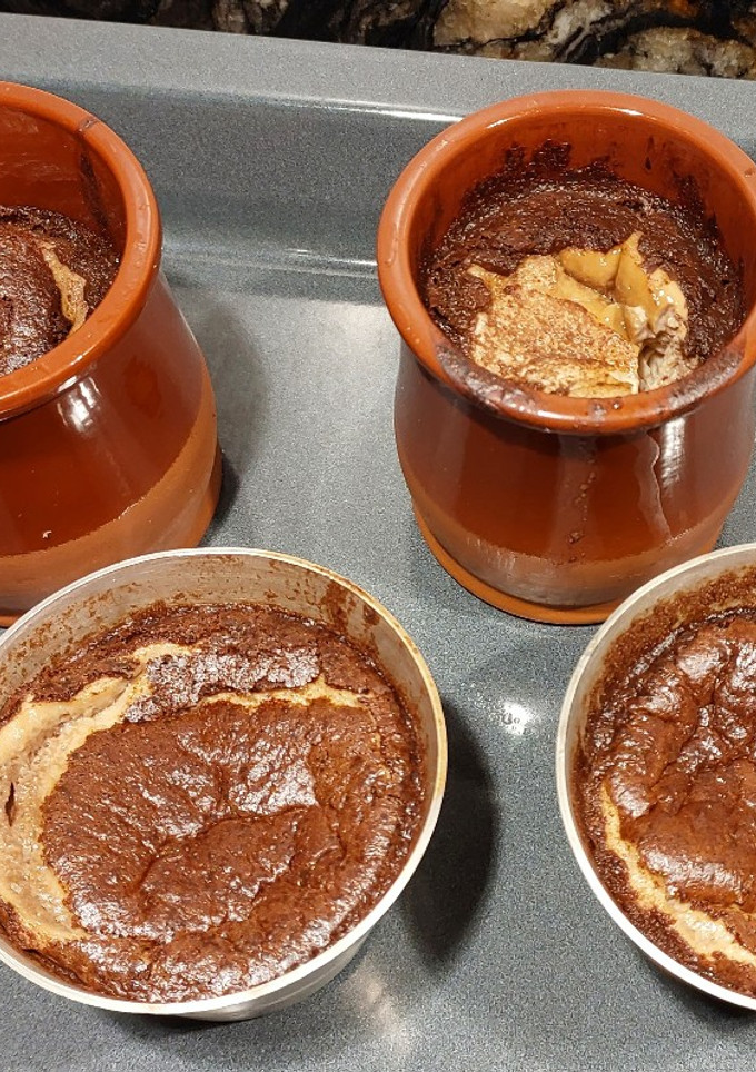 Una foto de Flan de huevo y chocolate