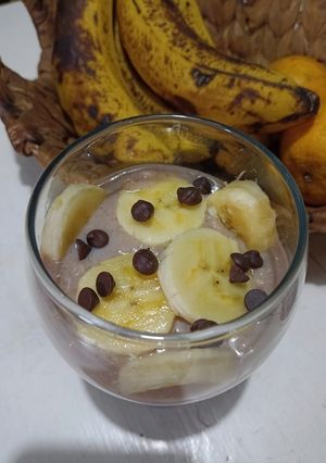 Una foto de Porridge de banana y chocolate