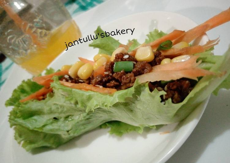 Steps to Prepare Speedy Beef latus wrap