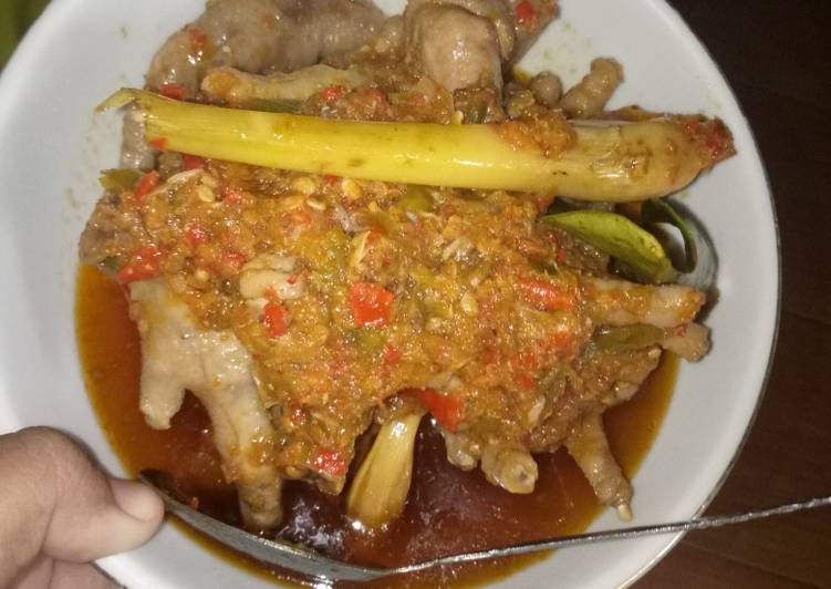 Cara Memasak Ceker mercon empuk Ummu Desti yang Lezat
