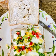 A picture of Yum Egg Sandwich.
