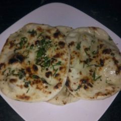 A picture of Homemade Herbal Tawa Naan.