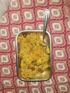 વેજીટેબલ પુલાવ(vegetable pulav recipe in gujarati) રેસીપી મુખ્ય ફોટો
