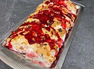 Foto de Torta - Merengue de Framboesa (pavlova em torta)