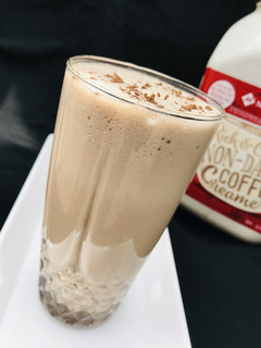 A picture of Irish cream.