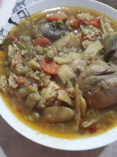 Una foto de Menestra de temporada con pollo