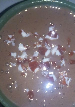 A picture of Chocolate and banana milkshake.