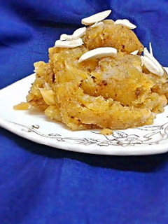 உருளைக் கிழங்கு அல்வா (simple potato halwa) செய்முறை முக்கிய புகைப்படம்