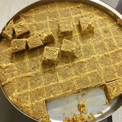 A picture of Besan barfi.