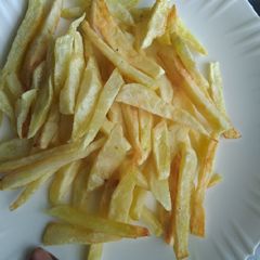 A picture of French fries.
