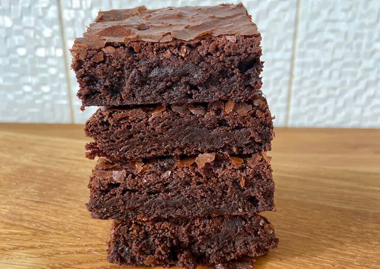 Simple Way to Serve Yummy Brownies