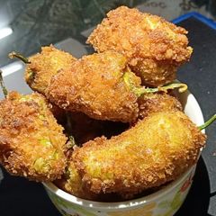 A picture of Peri peri bites.
