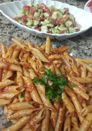 صورة لوصفة معكرونة بصوص البندورة