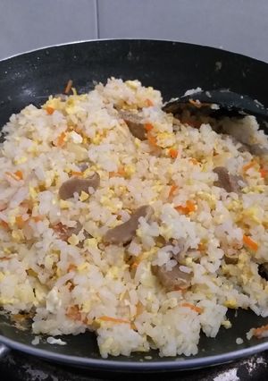 Foto resep 🍚Nasi goreng 🥕carrot x meat ball🥚