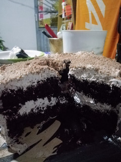Una foto de Torta de chocolate con chantilly