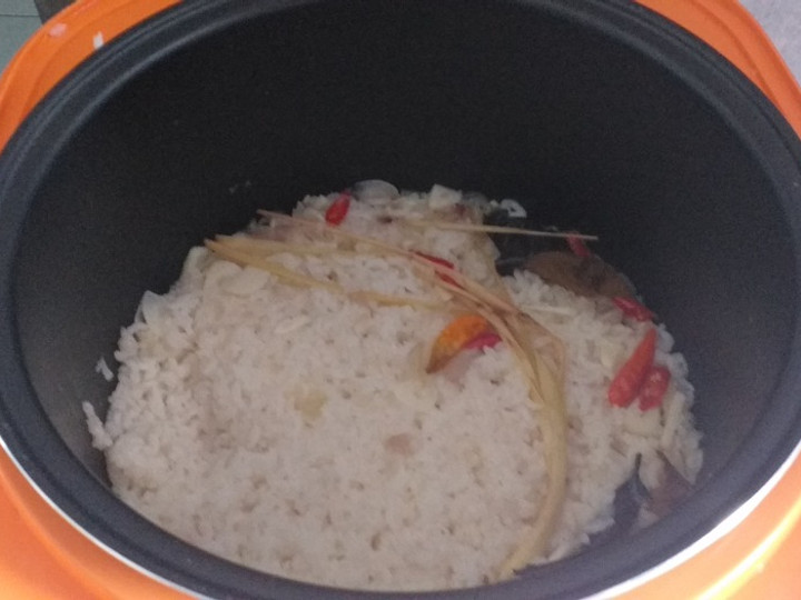 Yuk intip, Cara gampang membuat 20. Nasi Liwet Ricecooker dijamin spesial