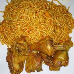 A picture of Jollof spaghetti.