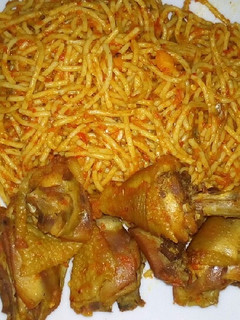 A picture of Jollof spaghetti.