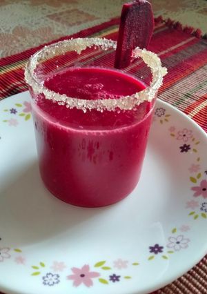 A picture of Super healthy Pomegranate smoothie.