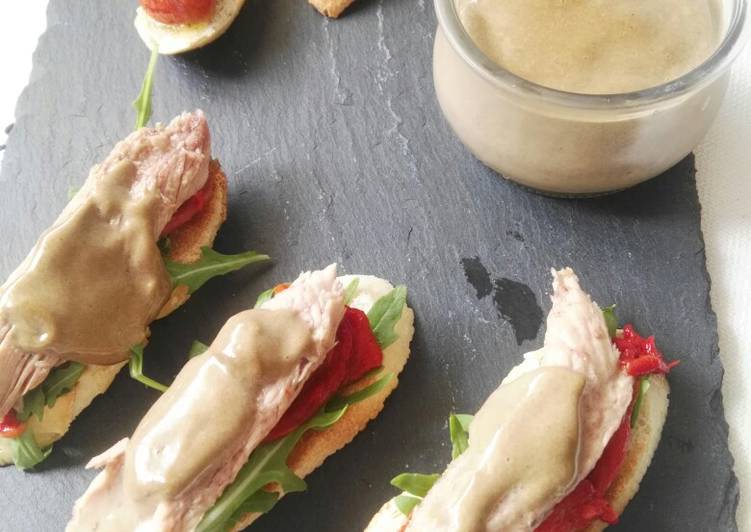 Tosta de melva y tosta de cherrys asados