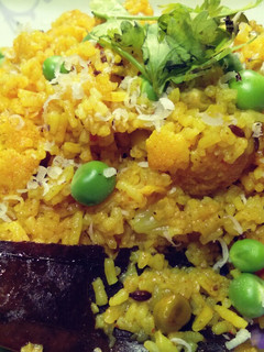 कोबी मटर भात (kobi mutter bhaat recipe in marathi) रेसिपी चे मुख्य फोटो