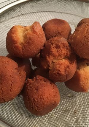 A picture of Japanese Mandazi (Sata andagi).