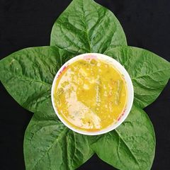 A picture of Basella with Musurira peas(pumi saka with Musurira dala).