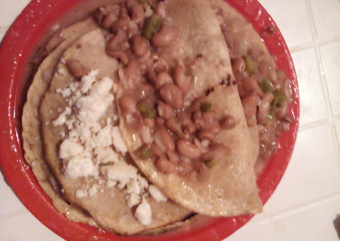 Enfrijolada con nopales