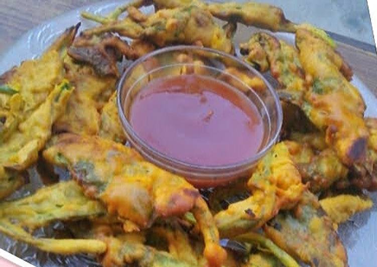 Step-by-Step Guide to Make Favorite Crispyy Spinach Pakora