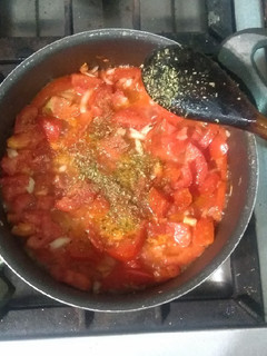 Una foto de Salsa de tomate fácil