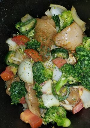 A picture of Slow Cooker Chicken Concoction.